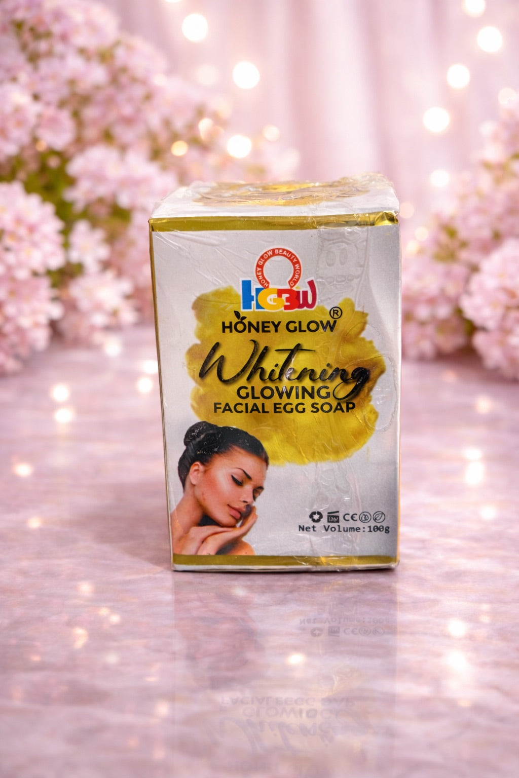 Whitening Glowing Facial Egg Soap